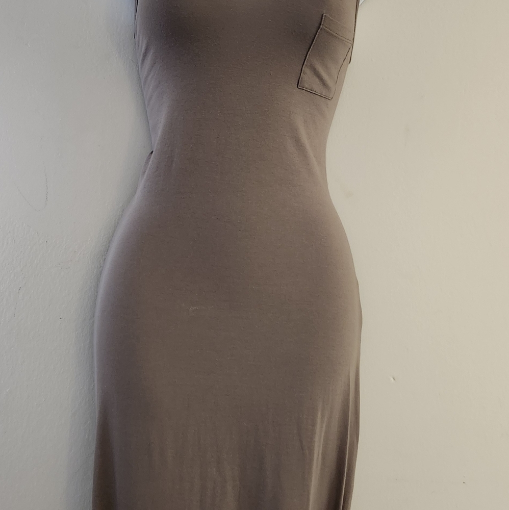 Color Thread V-neck Racerback Tank Maxi Dress Size:L Color: Taupe - Picture 14 of 15